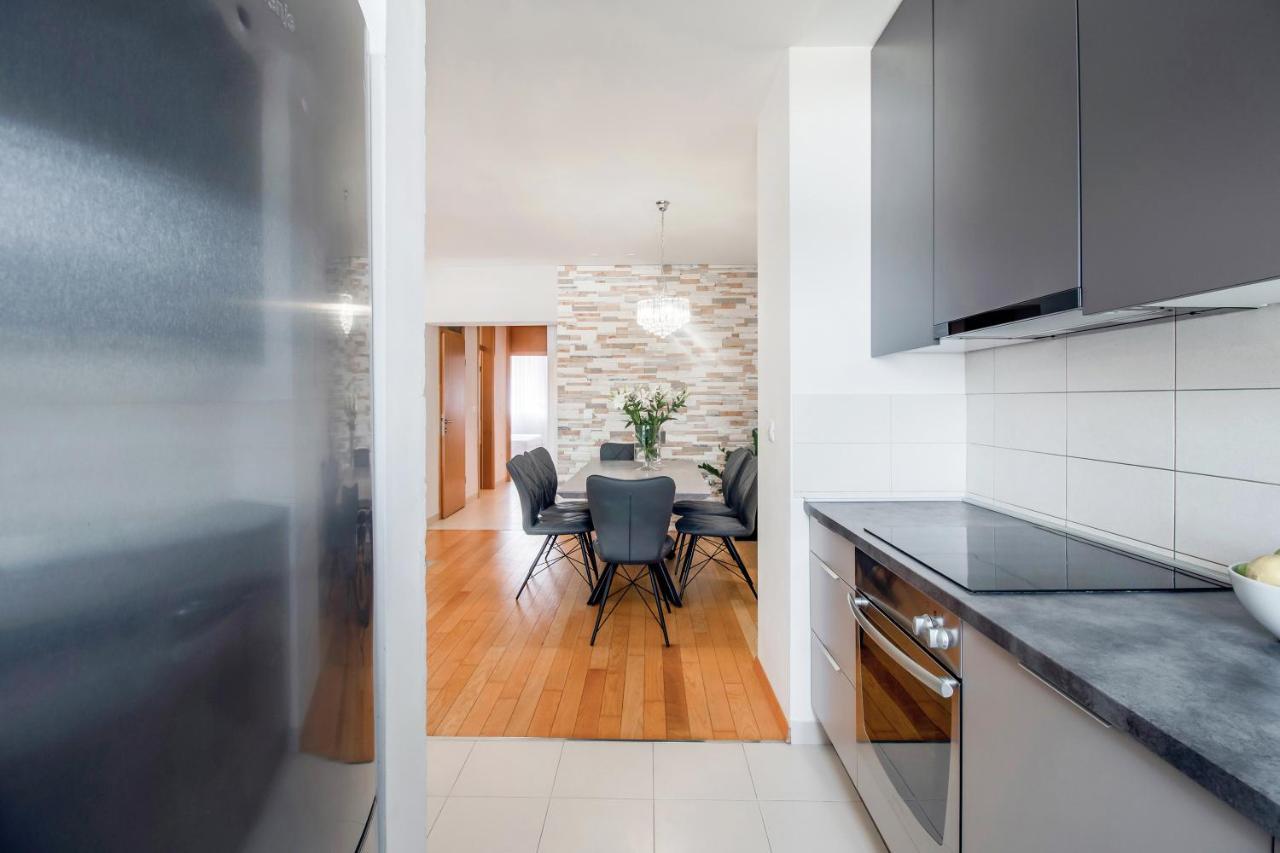 Apartment Montesa Zadar With Free Parking And Balcony Buitenkant foto