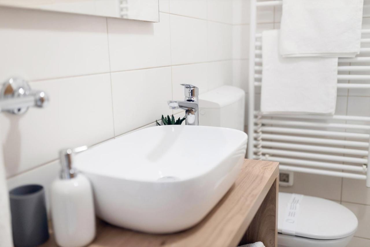Apartment Montesa Zadar With Free Parking And Balcony Buitenkant foto